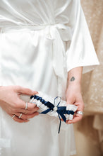 Carica l&#39;immagine nel visualizzatore di Gallery, Box vestaglia sposa personalizzata