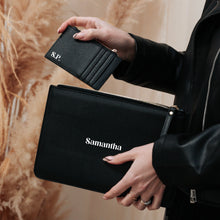 Carica l&#39;immagine nel visualizzatore di Gallery, Pochette saffiano- personalizzata