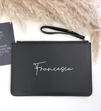 Carica l&#39;immagine nel visualizzatore di Gallery, Pochette saffiano- personalizzata